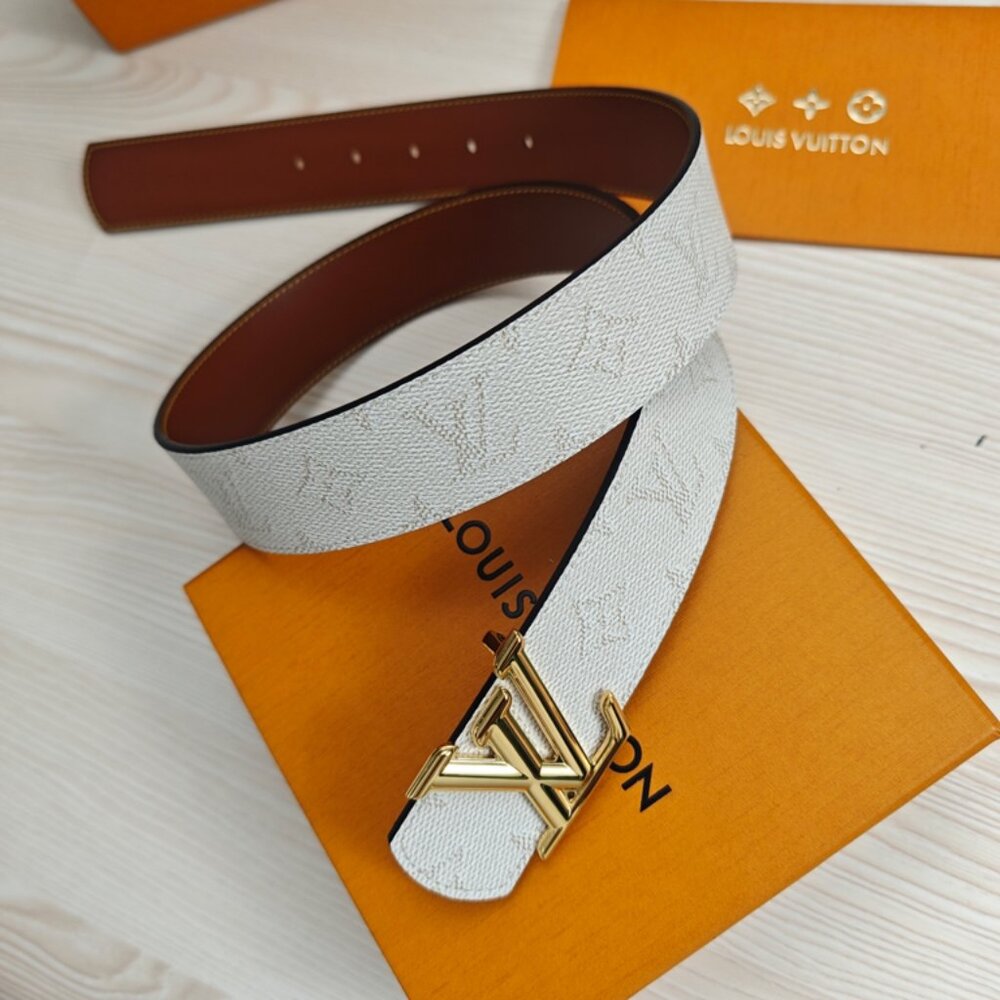 Louis Vuitton White Belt With Gold Buckle